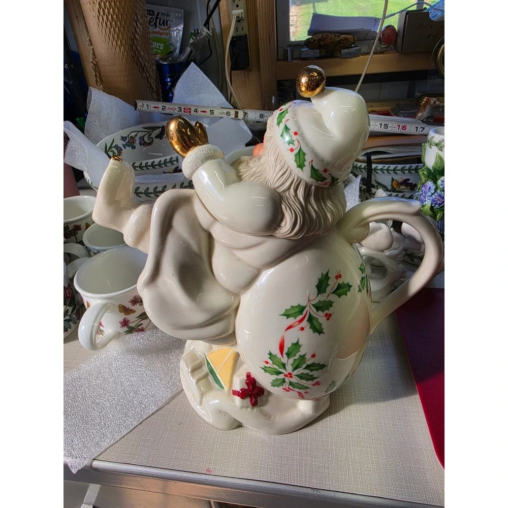 Lenox Holiday Santa Collection Teapot Ivory Porcelain Gold Trim 6047484